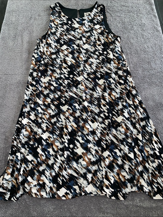 Anne Klein Dresses & Skirts - Anne Klein Black, Brown, Blue White Swing/Shift/Sleeveless Dress. Lined.  Size 8